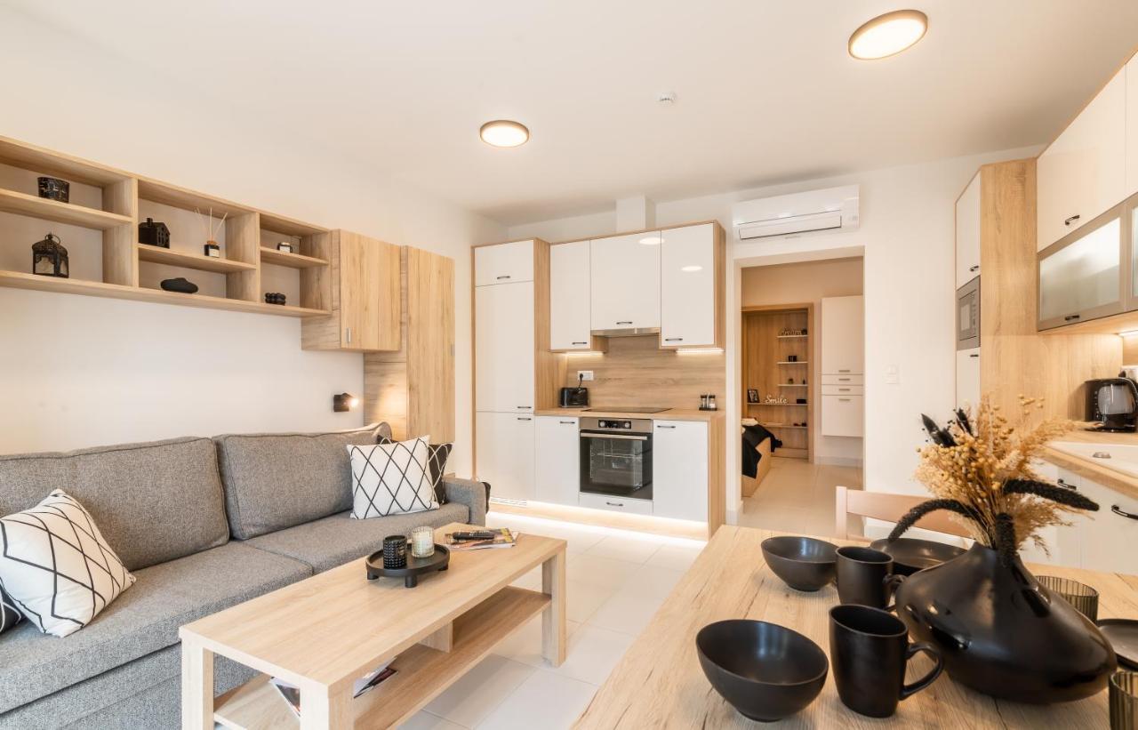 Jegmadar & Fekete Golya Apartmanok Mosonmagyaróvár المظهر الخارجي الصورة